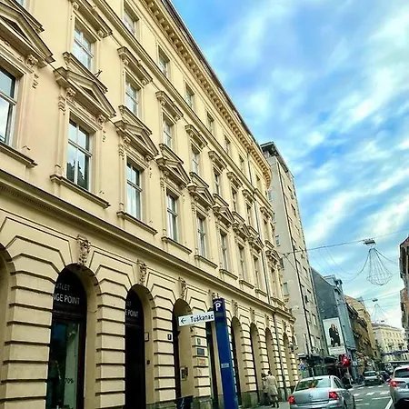 Art Deco Downtown Heritage Apartment Zagreb